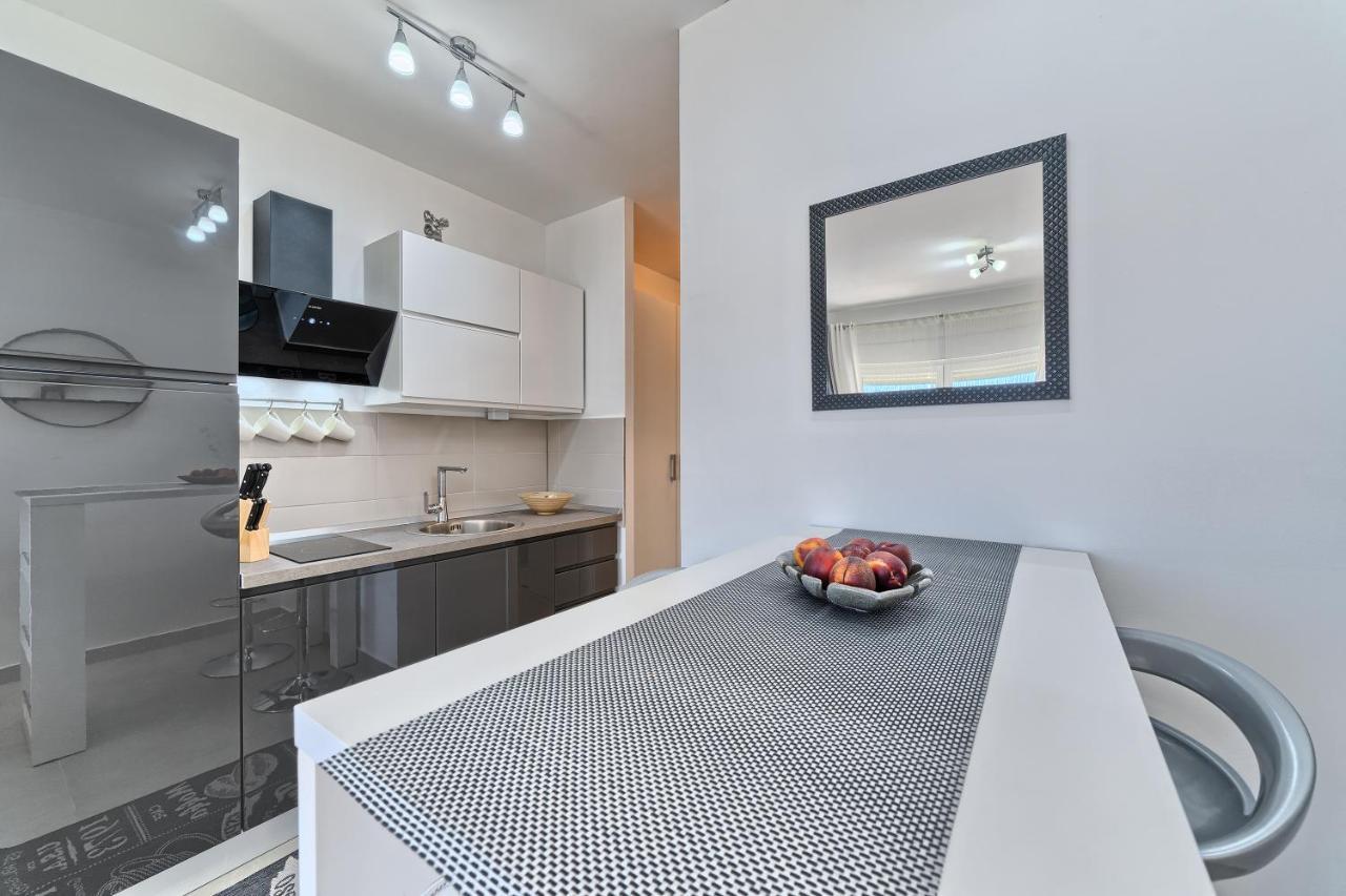 Modern Apartments With Sea View 150 Meters To Beach Kaštela Εξωτερικό φωτογραφία